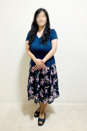 十三風俗 人妻デリヘル【熟女総本店 十三店】あかね