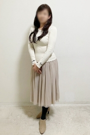 十三風俗 人妻デリヘル【熟女総本店 十三店】ちかこ